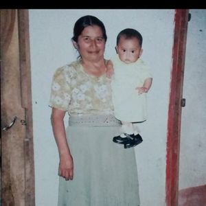 Meet your Posher, Anibal